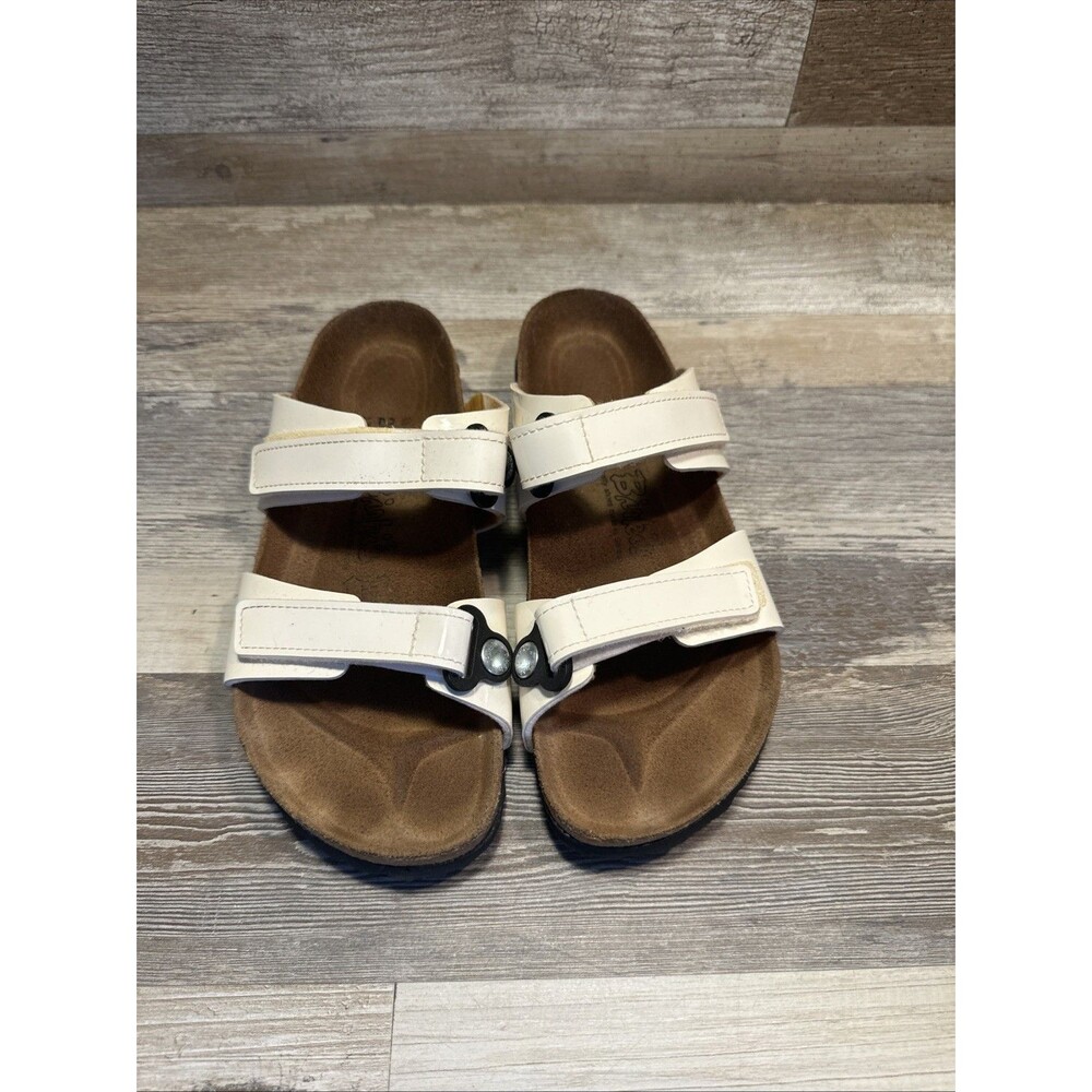 BIRKENSTOCK Birki Madura White Patent Leather Sandals Women’s Sz EU 38, US 7